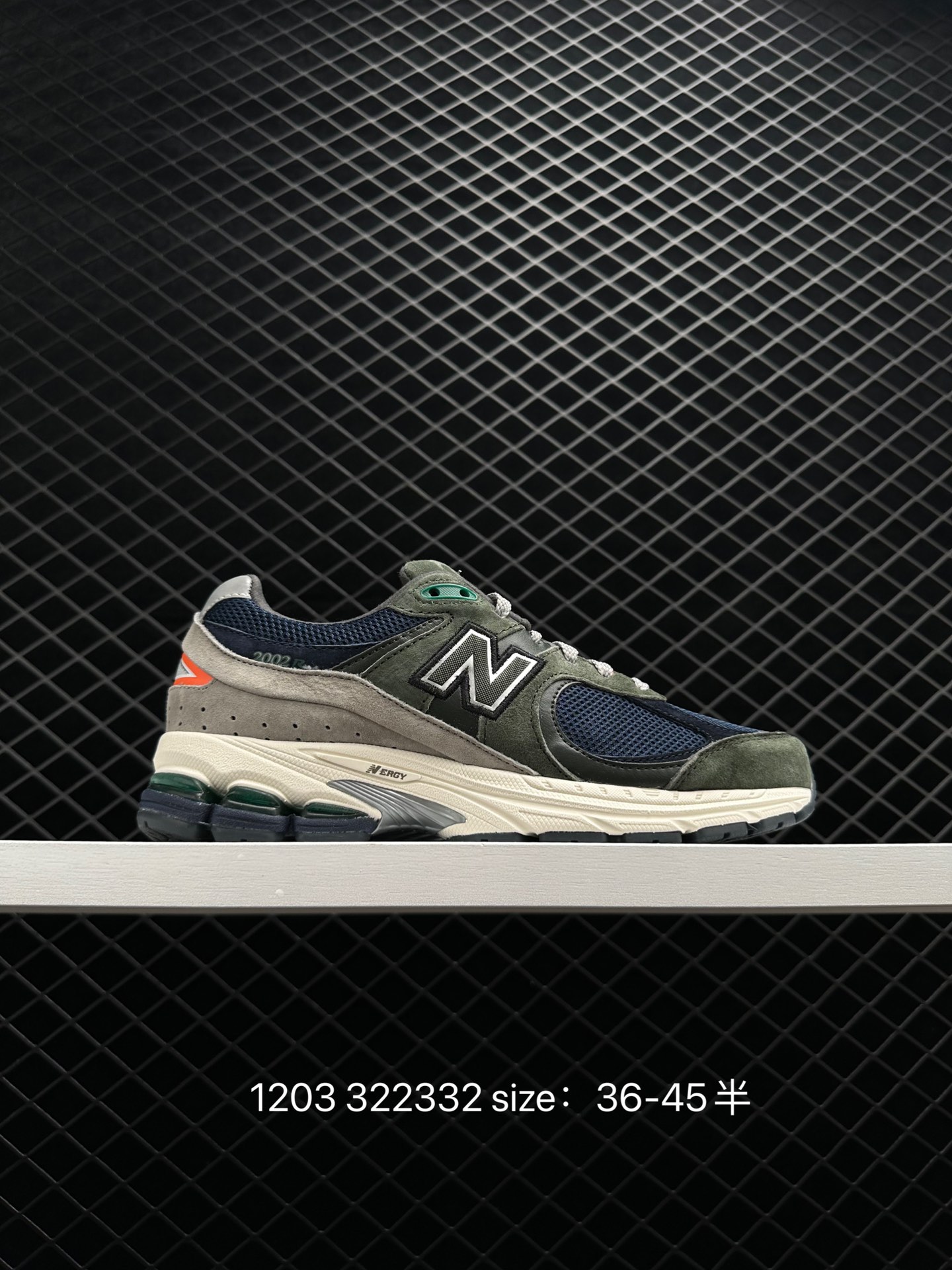 New Balance  ML2002RBA